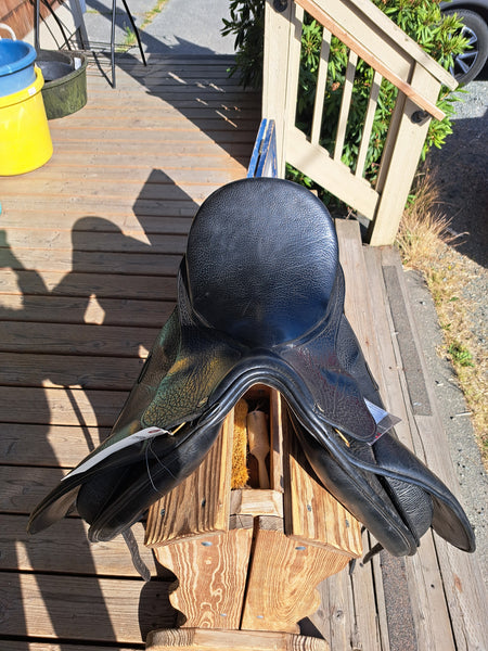 17" Bates Isabell Werth Dressage Saddle