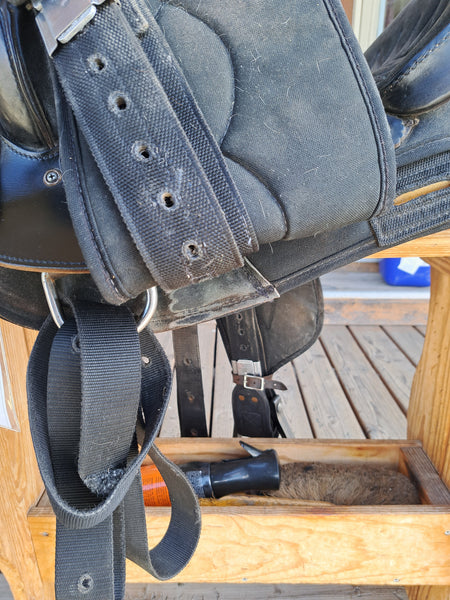 15" Big Horn Synthetic Western Saddle