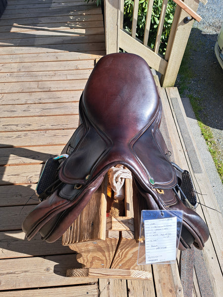 16" HDR Close Contact Jump Saddle
