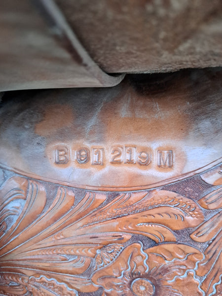 15.5" Bobs Custom Show Saddle