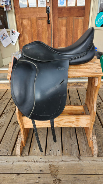 17.5" Tekna S Line Dressage Saddle