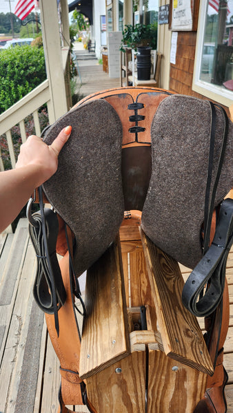 ON TRIAL 16.5" Allegany Moutian Cascade Wade Saddle