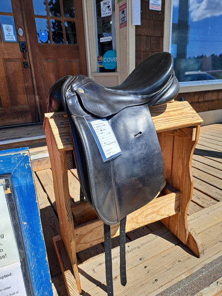 17.5" Karl Niedersuss Symphonie Dressage Saddle