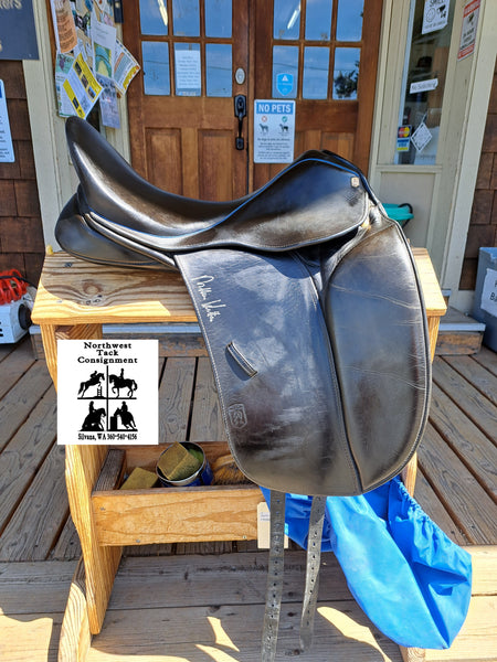 17.5" CHS by Schleese Arthur Kottas Dressage Saddle