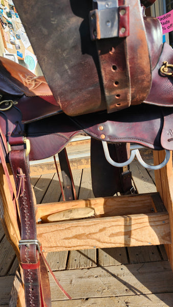 16.5" Tucker Northwest Western Trail Saddle