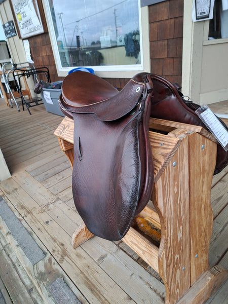 17" Cliff Barnsby Jumping Saddle