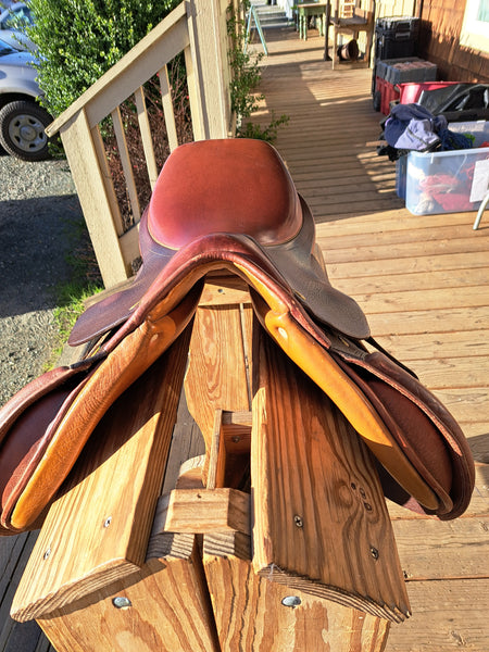 15" HDR Club Close Contact Jumping Saddle