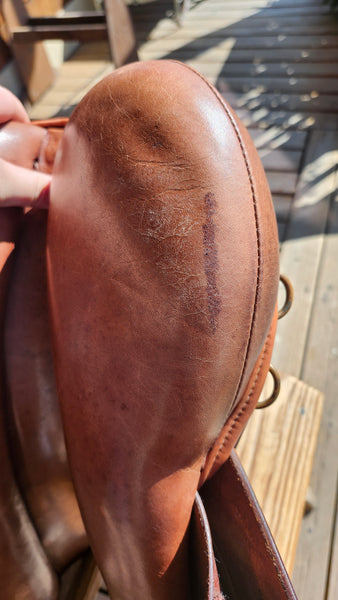 16.5" Harry Dabbs English Saddle