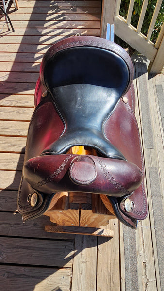16" Circle Y Oasis Arabian Flex Lite Trail Saddle