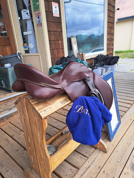 19" Bates Caprilli Close Contact Saddle