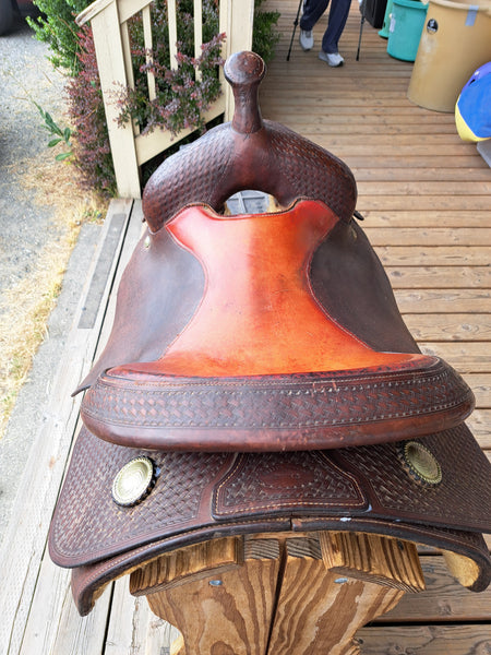 16" Bob's Custom Saddles Ranch Cutter