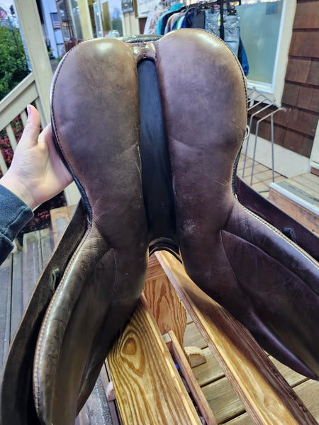 17.5" Berney Brothers Jumping Saddle