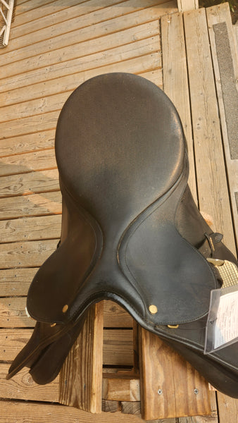 17" Wintec All Purpose English Saddle