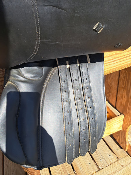 17" Equibette Dressage Saddle