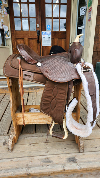16" Synthetic Barrel Saddle