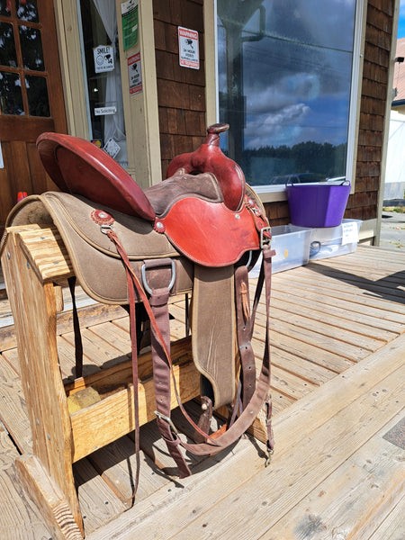 15" Fabtron Lady Trail Western Saddle