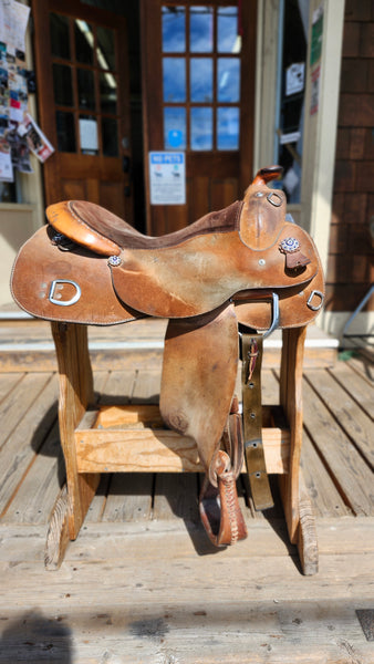 16" Circle Y Roughout Training Saddle