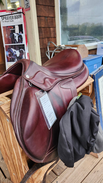 18" Devoucoux Chiberta Lab Monoflap Jump Saddle