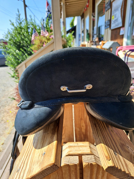 18" Wintec Pro Endurance Saddle Package