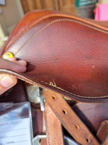 17" HDR Close Contact Jump Saddle