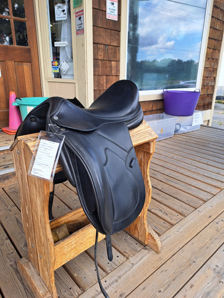 17.5" Equipe Bocelli Monoflap Dressage Saddle