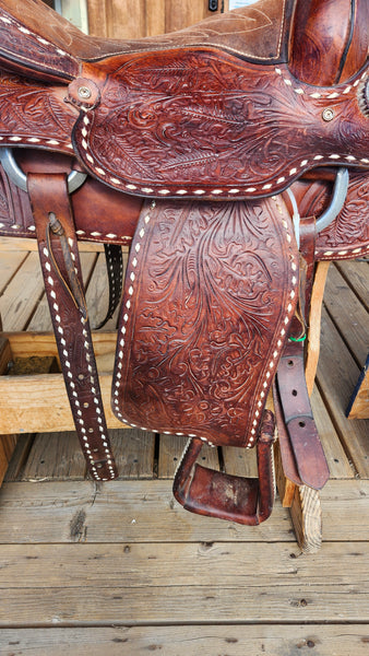 15.5" Action Vintage Show Saddle