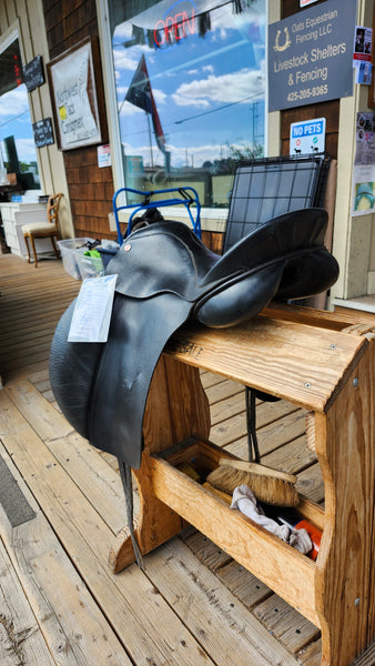 17.5" Albion Style Dressage Saddle