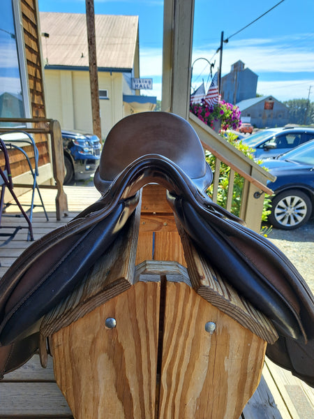 17.5" Hampton & Scott All Purpose English Saddle