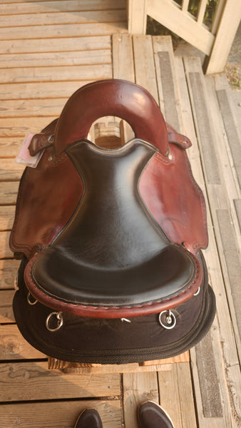 16" Crest Ridge Saddlery Endurance Saddle