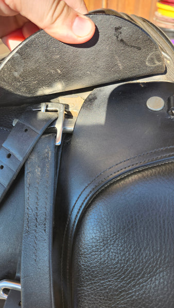 18" Duett Encore Dressage Saddle