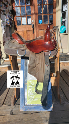14.5" Courts Synthetic Western Saddle