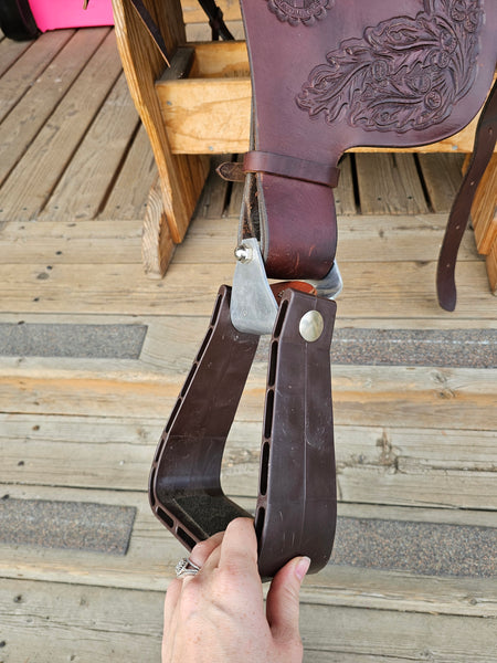 17" Circle Y All Around Western Trail Saddle