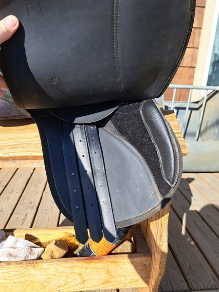 14" Riviera Synthetic All Purpose English Saddle