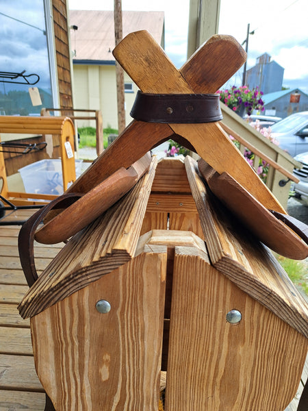 Sawbuck pack saddle w/ breeching