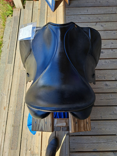 17.5" CHS by Schleese Arthur Kottas Dressage Saddle