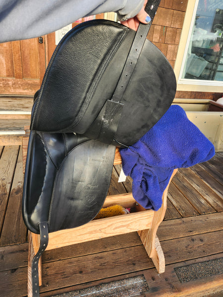 17.5" Karl Niedersuss Olympik Dressage Saddle