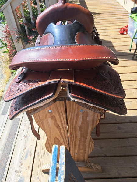 17" Ortho-Flex Western Trail Saddle