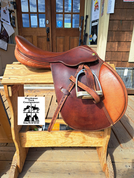 17" HDR Close Contact Jump Saddle