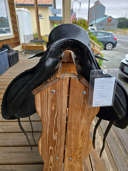 16.5" Passier Antares Dressage Saddle