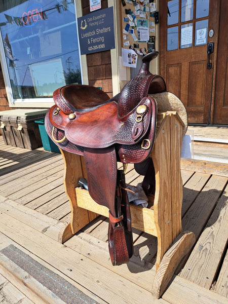 ON TRIAL 16" Crates Trail Saddle