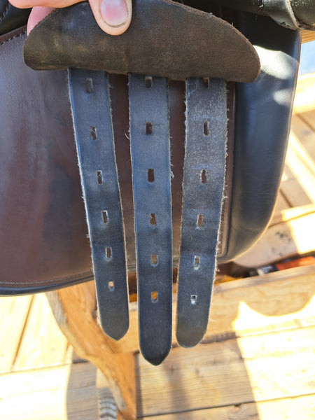 18" Berney Bros Close Contact Saddle