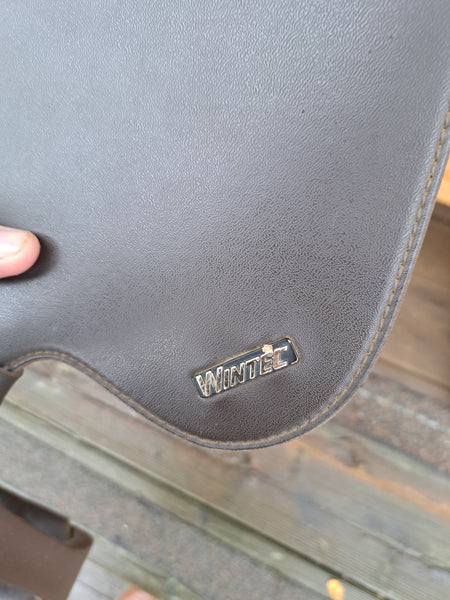 15" Wintec Synthetic Western Saddle