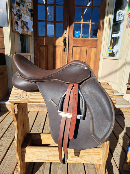 17" Wintec 500 All Purpose English Saddle
