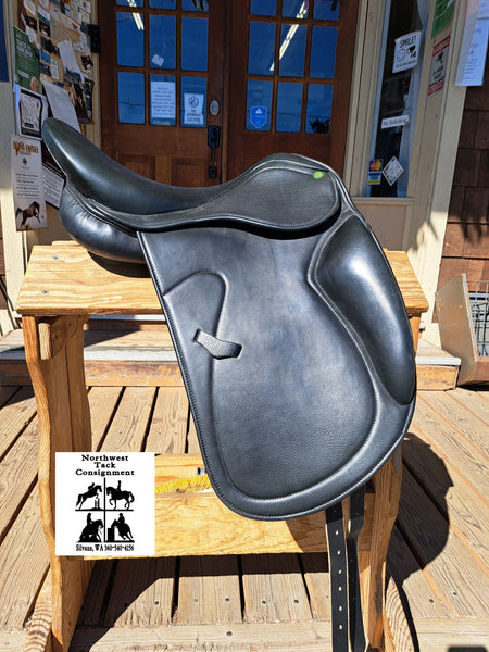17" HDR Karla Monoflap Dressage Saddle