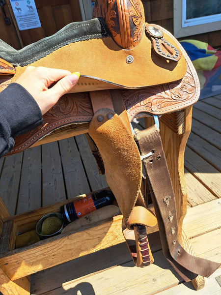 12" Barrel Saddle