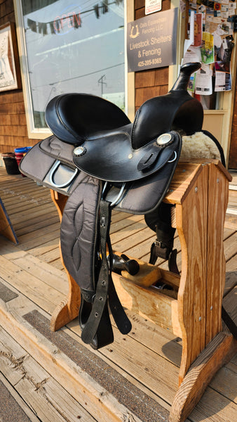 ON TRIAL 16" King Series Synthetic Gaited Western Trail Saddle