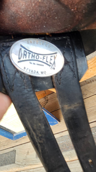 16" Ortho-Flex Endurance Saddle w/ Skito Booties