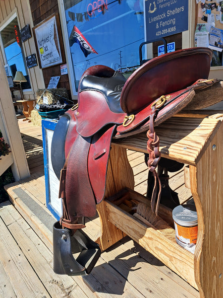 16.5" Tucker Equitation Endurance Saddle