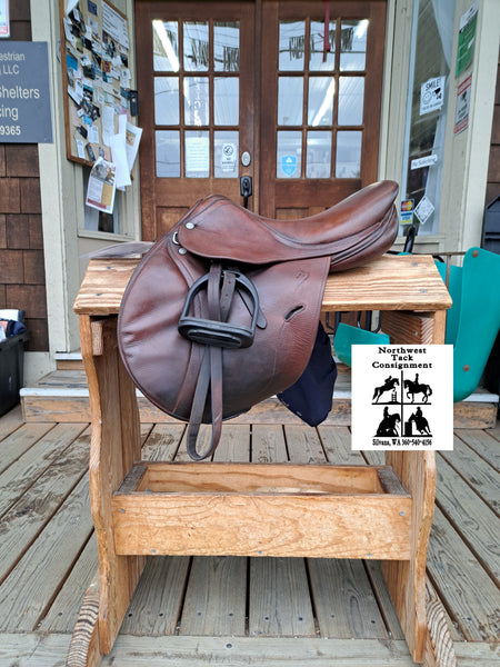 15.5" Antares Close Contact Jump Saddle