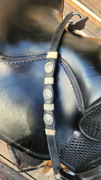 15" Classic Crates Round Skirt Trail Saddle